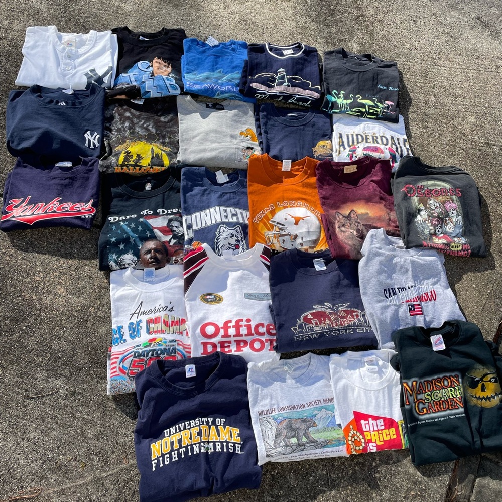 24 Piece T shirt Lot Mixed Vintage